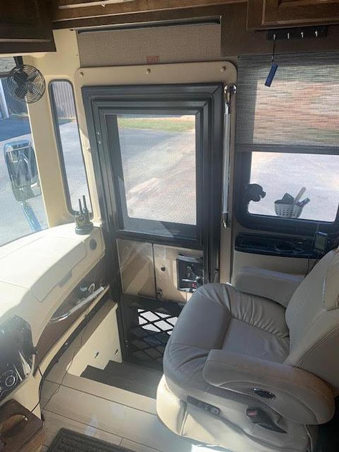 Used 2019 Tiffin Motorhomes Phaeton 40QBH Class A Motorhome