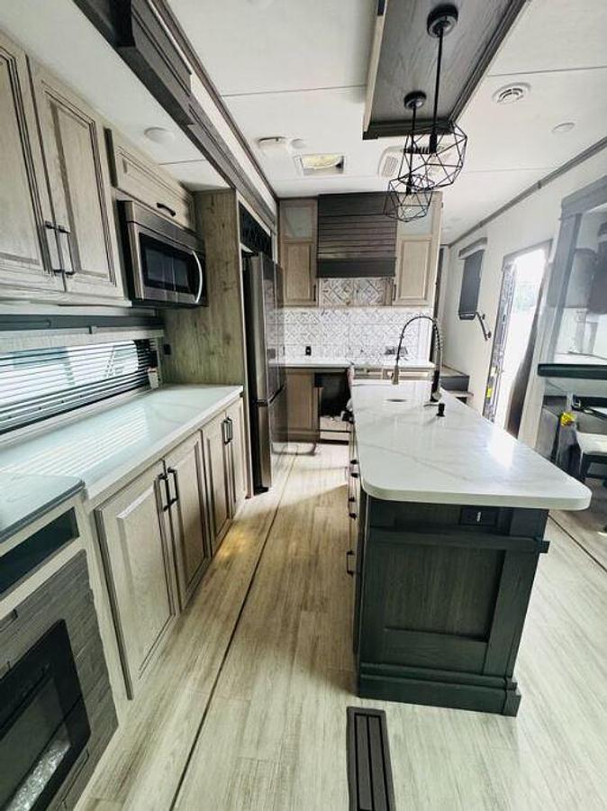 Used 2024 Keystone Alpine 3303CK Fifth Wheel