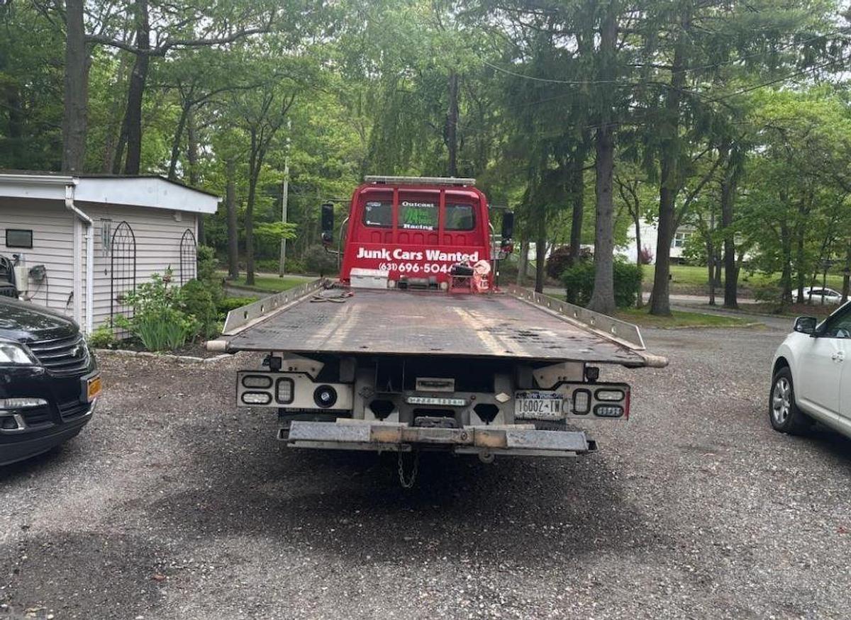 Used 2016 Freightliner Business Class M2 106 Rollback Tow Truck