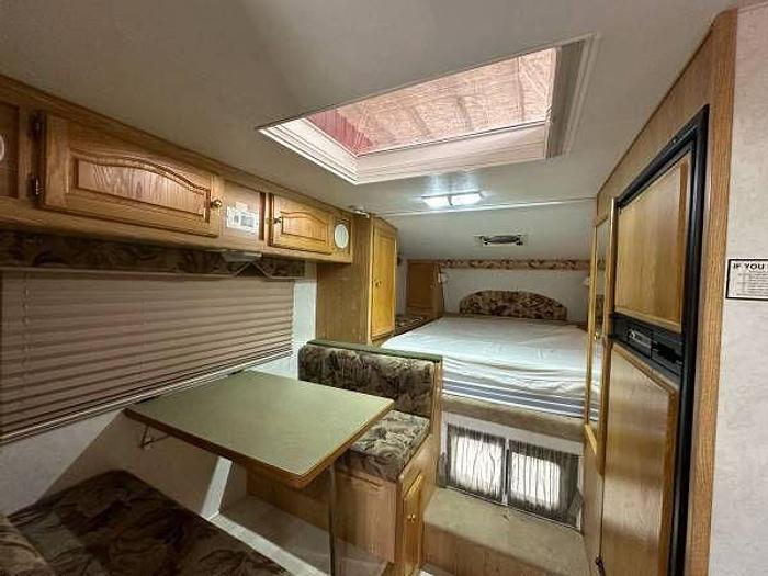 Used 2002 Thor Citation Truck Bed Camper