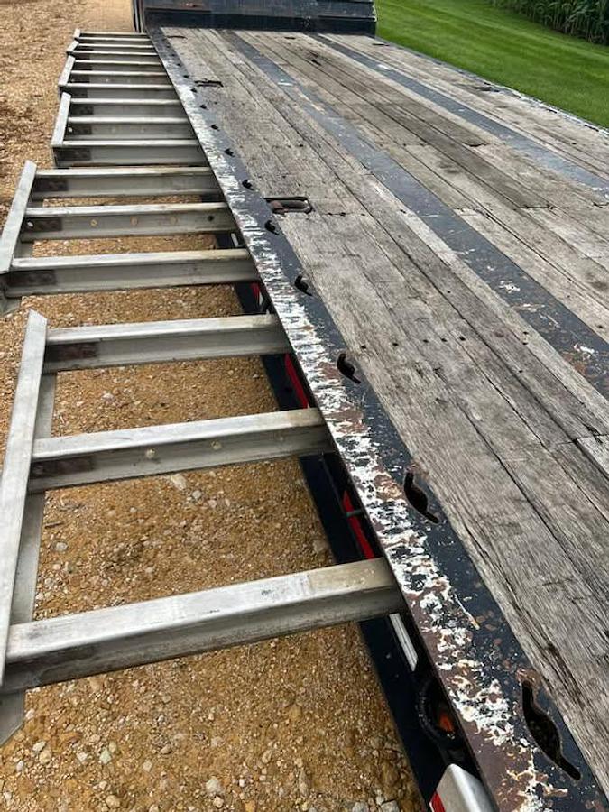 Used 2015 XL Specialized Step Deck Trailer