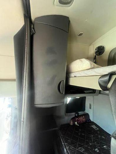 Used 2008 Peterbilt 384