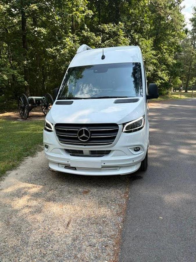 Used 2023 Airstream Interstate 19