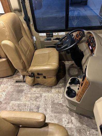 Used 2014 Thor Motor Coach Palazzo