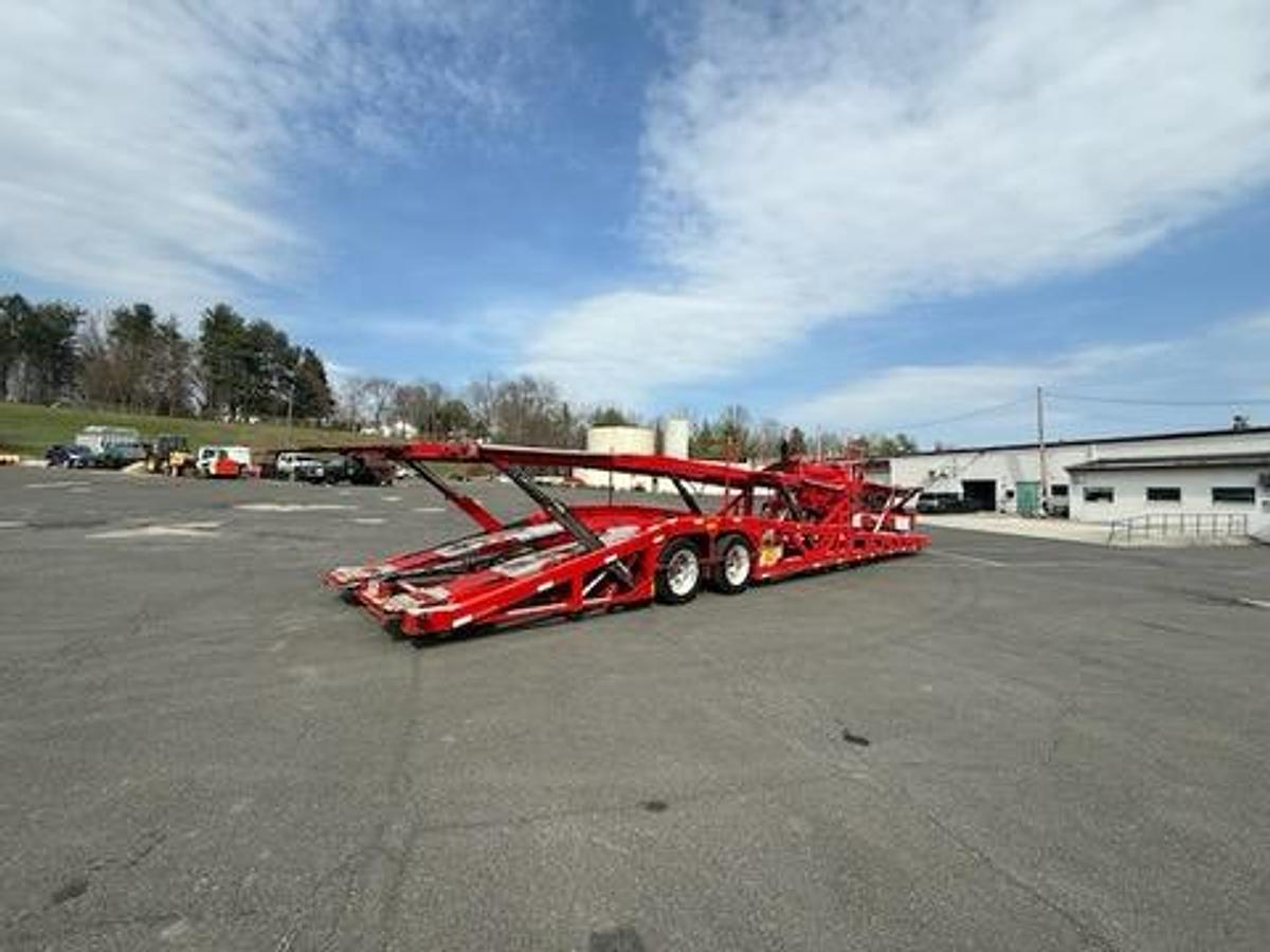 Used 2020 Peterbilt 389 Car Hauler