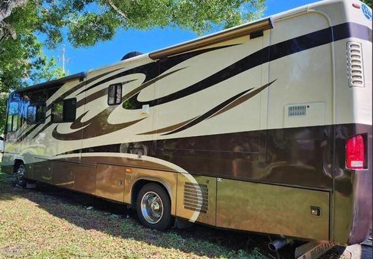 Used 2008 Holiday Rambler Neptune XL 39PBT