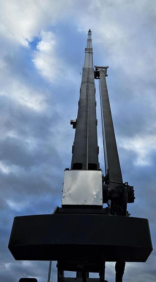 Used 2003 Peterbilt 357 Crane