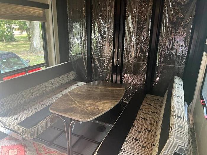 Used 2015 Keystone Fuzion 310