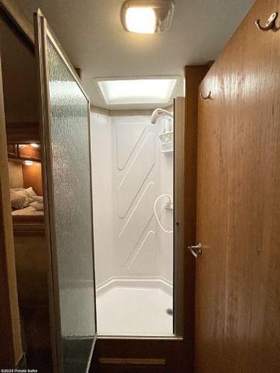 Used 2016 Fleetwood Flair 26E