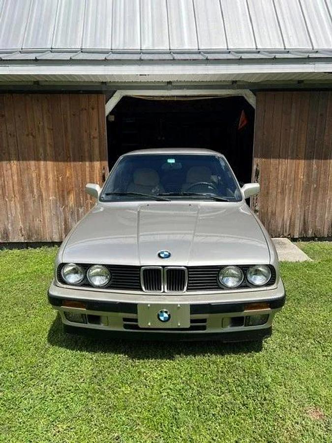 Used 1990 BMW 325i Sedan