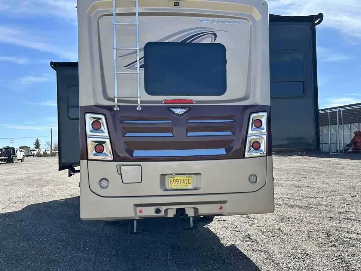 Used 2019 Fleetwood Southwind 34C