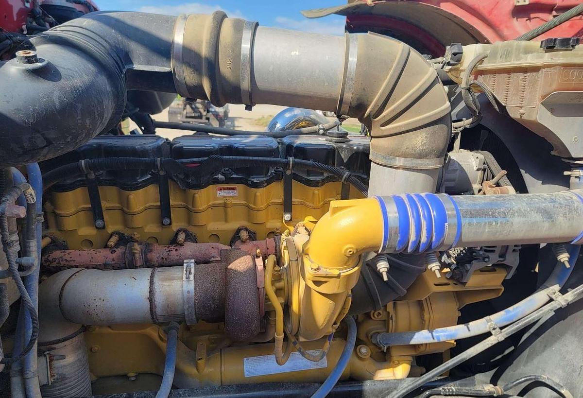 Used 2014 Peterbilt 389 Industrial Tank Truck