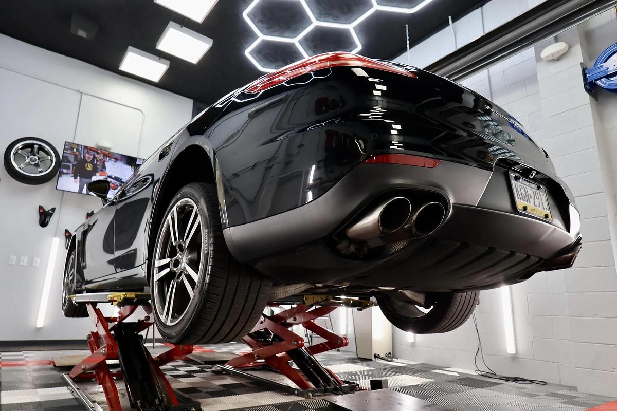 Used 2014 Porsche Panamera 4s Executive