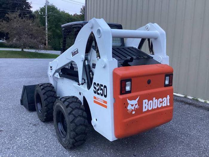 Used 2005 BOBCAT S250 Turbo