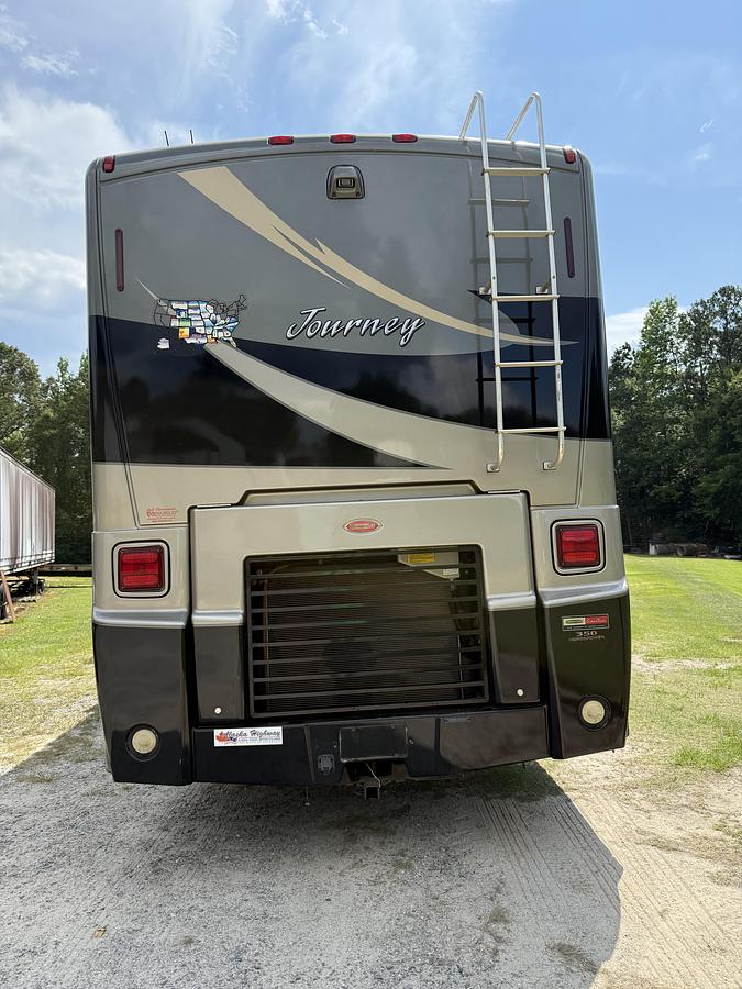 Used 2009 Winnebago Journey 39Z