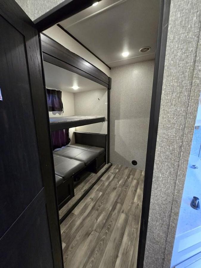 Used 2022 Highland Ridge Roamer 354MBH Fifth Wheel