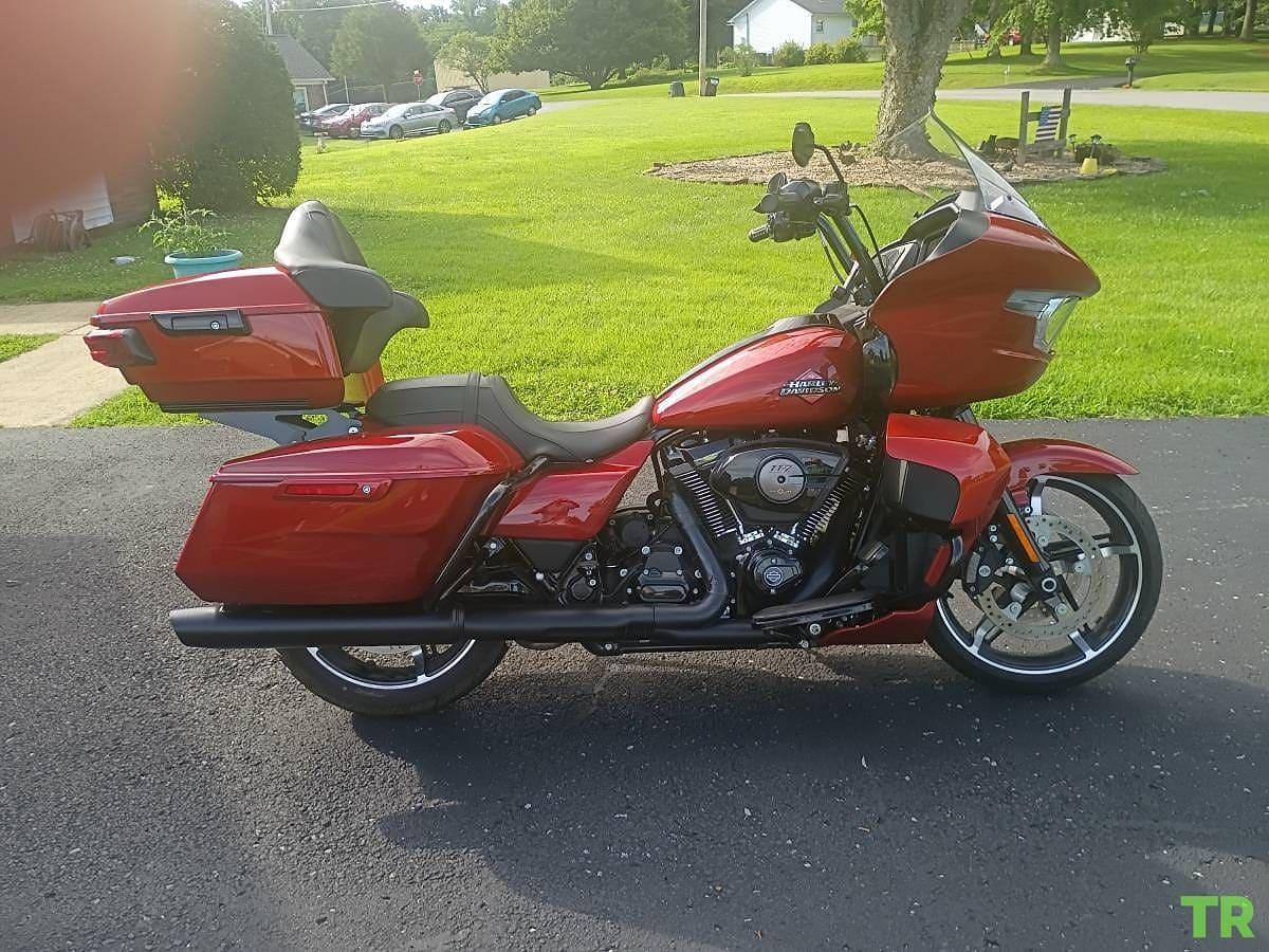 Used 2025 Harley-Davidson Road Glide FLTRX Full Dresser | Whiskey Firestorm | 117 Milwaukee-Eight | Only 5,640 Miles