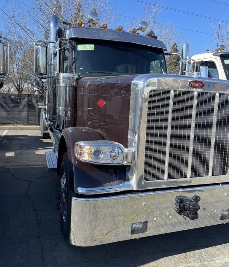 Used 2026 Peterbilt 589