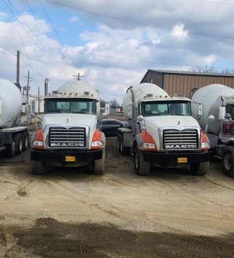 Used 2014 Mack Granite GU813