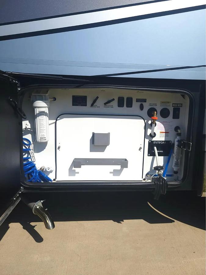 Used 2023 Entegra Coach Anthem Series M-44Z