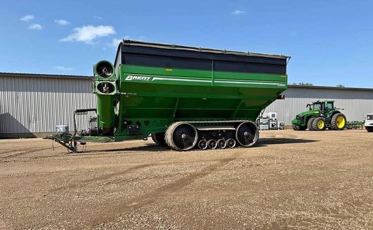 Used 2014 BRENT 1396 Grain Cart