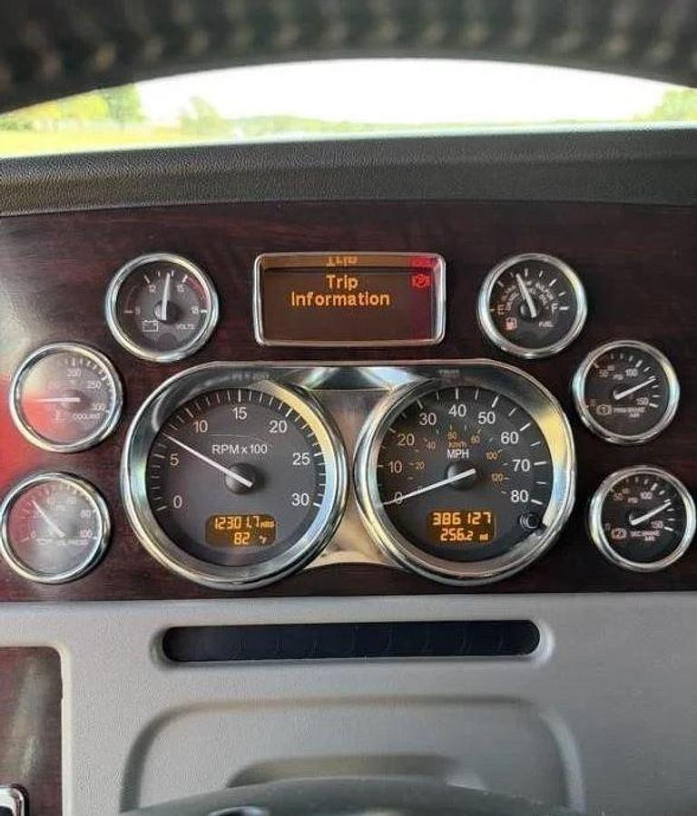 Used 2020 PETERBILT 389 and 2019 Armor Lite Trailer