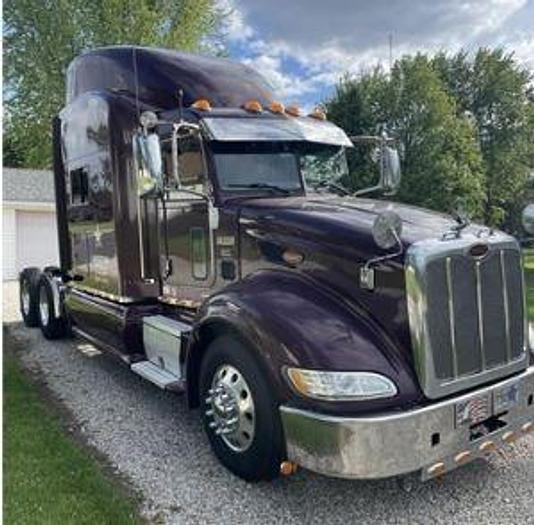 Used 2013 Peterbilt 386