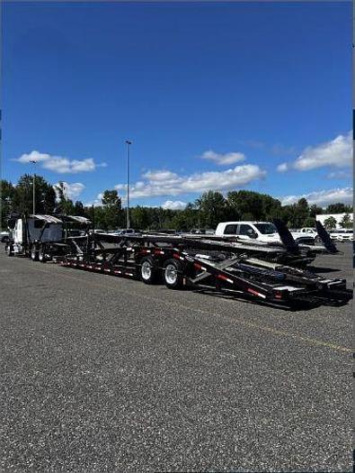 Used 2018 WESTERN STAR 4900 Car Hauler