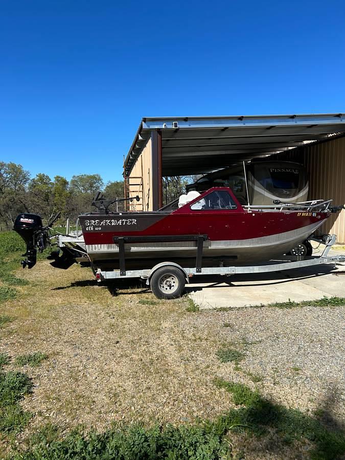 Used 1995 Breakwater 20ft Custom Aluminum Boat