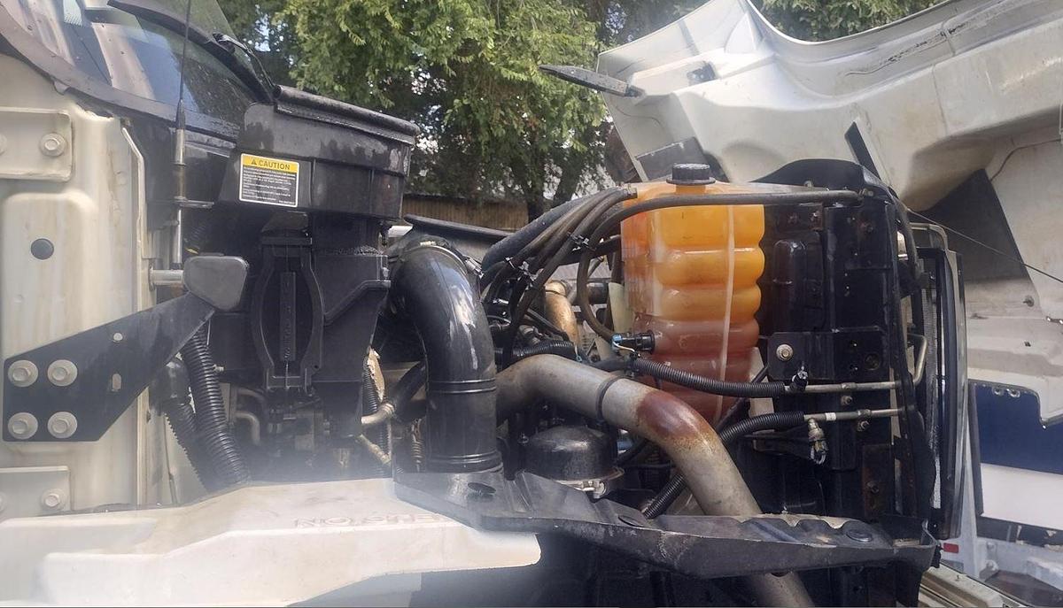 Used 2014 INTERNATIONAL WORKSTAR 7500 Cab and Chassis