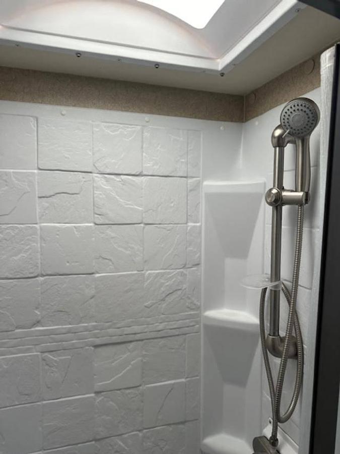 Used 2021 Lance 2285 Travel Trailer