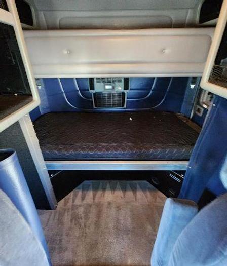 Used 2012 Peterbilt 386