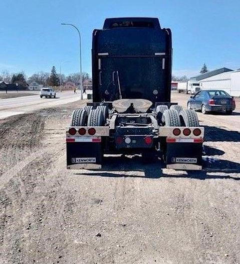 Used 2005 KENWORTH W900L