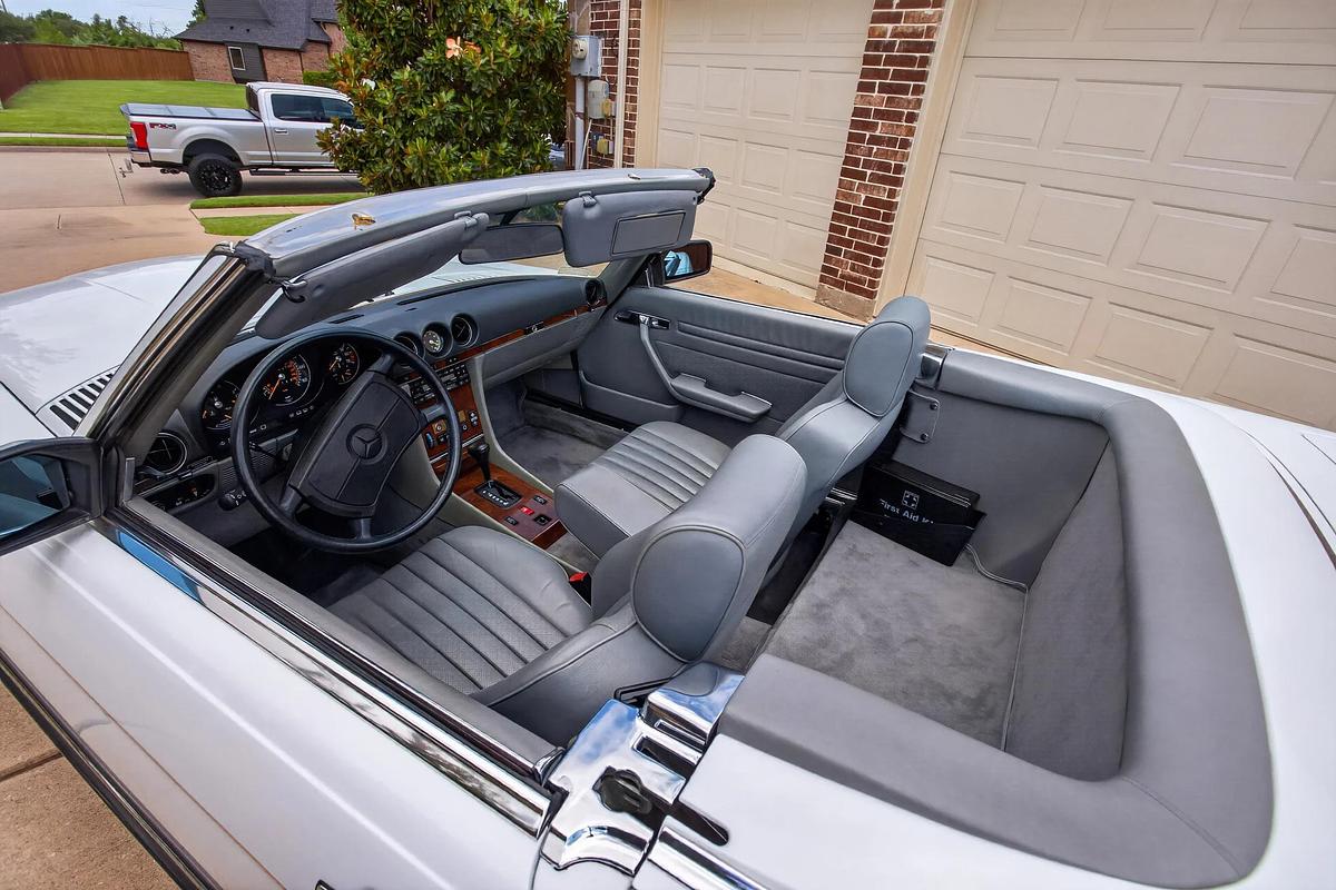 Used 1988 Mercedes-Benz 560 SL