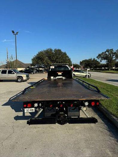 Used 2019 Chevrolet Silverado MD LT