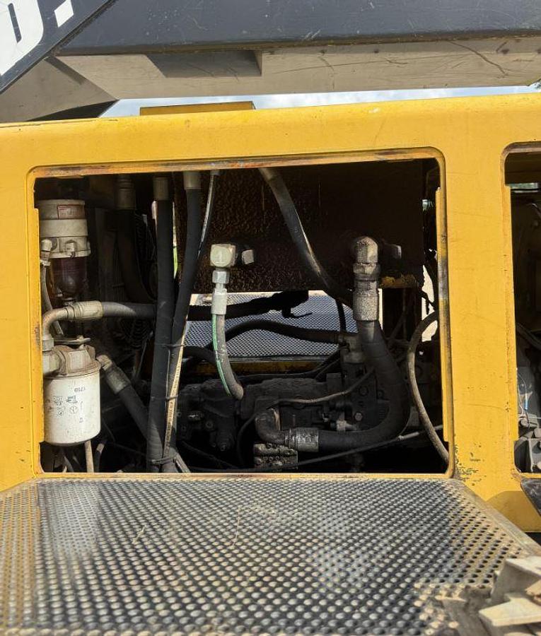 Used 2010 Jarraff Four Wheel Drive