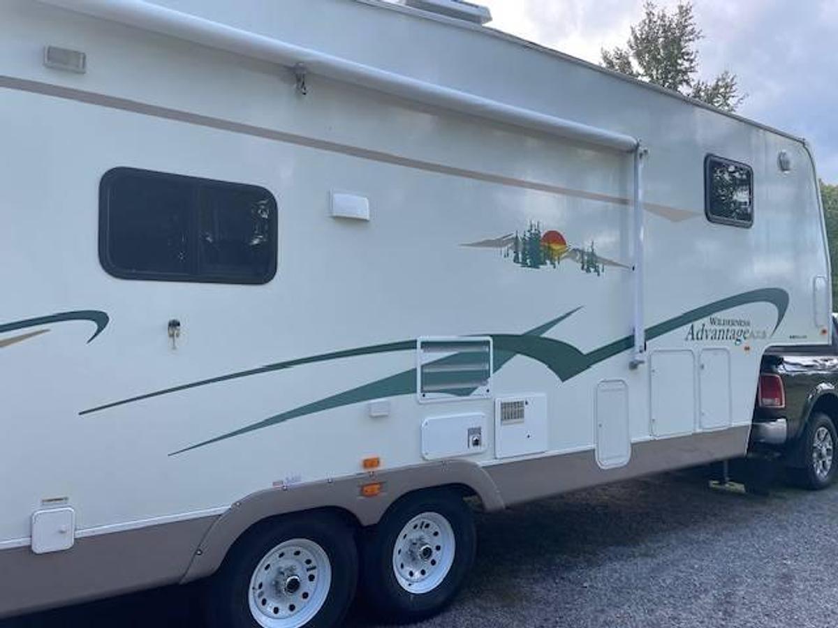 Used 2004 Fleetwood Wilderness