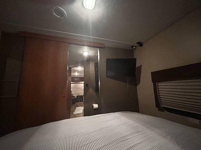 Used 2015 StarCraft Autumn Ridge