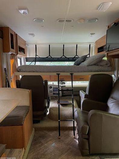 Used 2016 Fleetwood Flair 26E