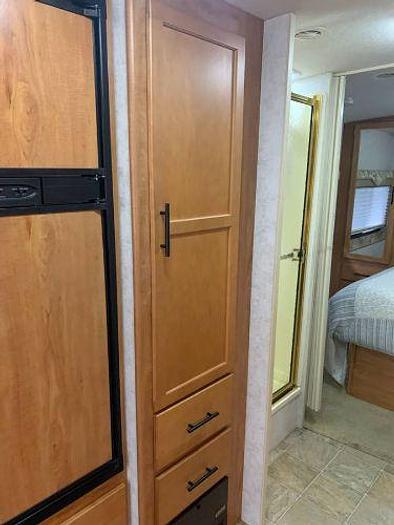 Used 2005 Winnebago Itasca Sunova 30B