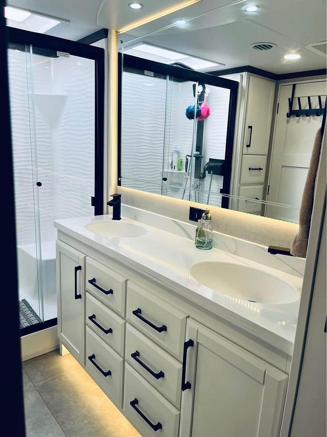 Used 2025 Forest River Riverstone Legacy 39RKFB