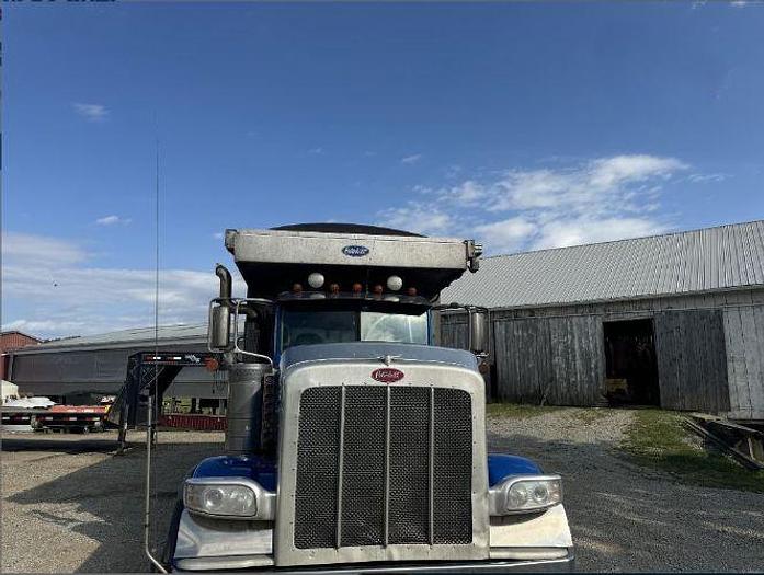 Used 2019 Peterbilt 389 Dump Truck