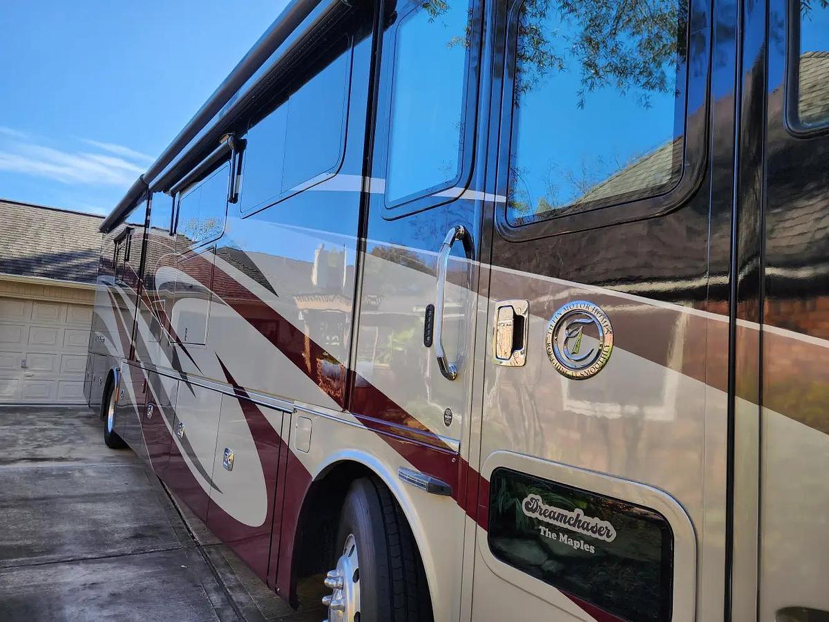 Used 2017 Tiffin Phaeton XSH 40IH