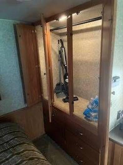 Used 2010 Winnebago Sightseer 33C