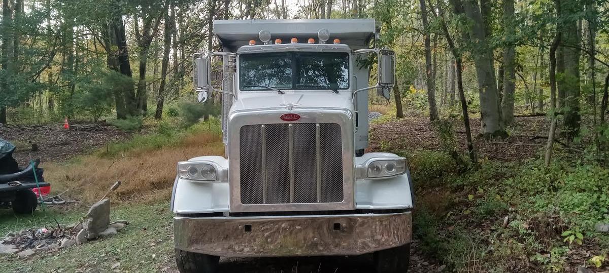 Used 2016 Peterbilt 367 Dump Truck