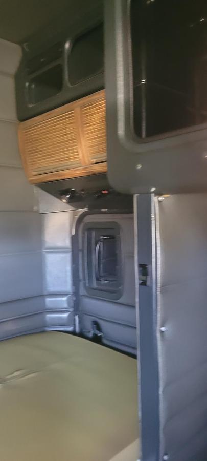 Used 2000 Peterbilt 378