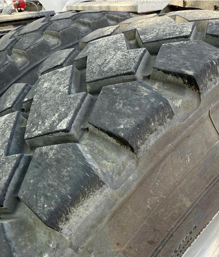 Used 2012 Peterbilt 389 Conventional Sleeper Cab