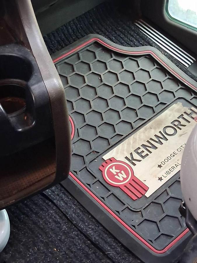 Used 2009 Kenworth T660