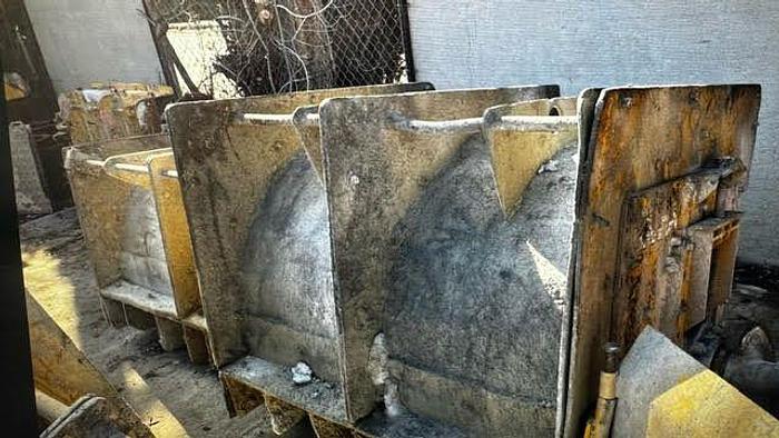 Used Unknown GOMACO Combination Trimmer Head