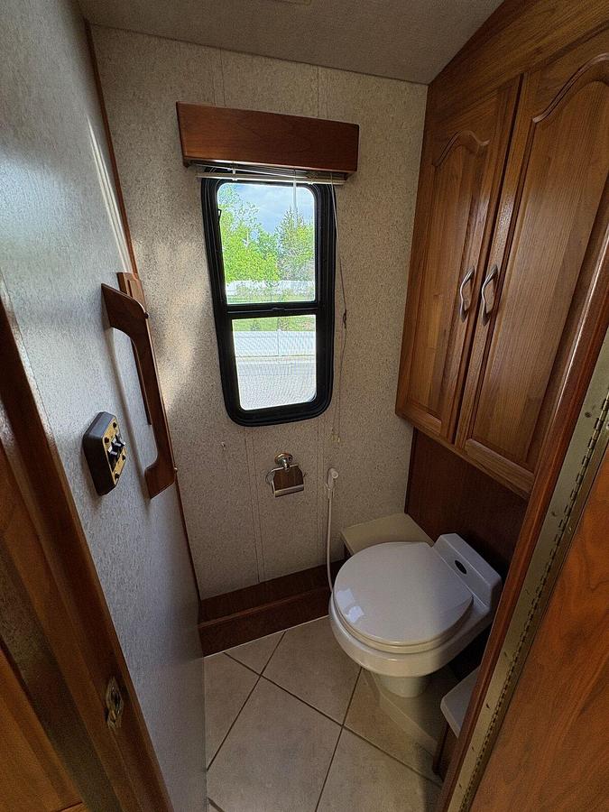 Used 2001 American Coach American Dream 37DRS Class A Motorhome